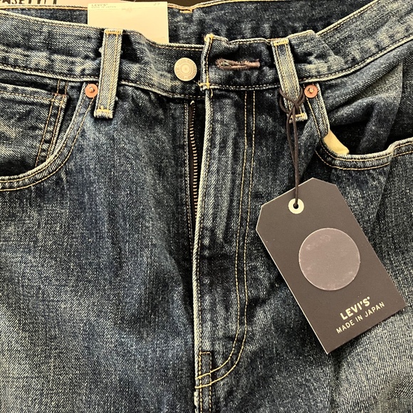 Levi’s Made In Japan Barrel Jeans - A Relaxed Fit with Ankle Length - Picture 2 of 6